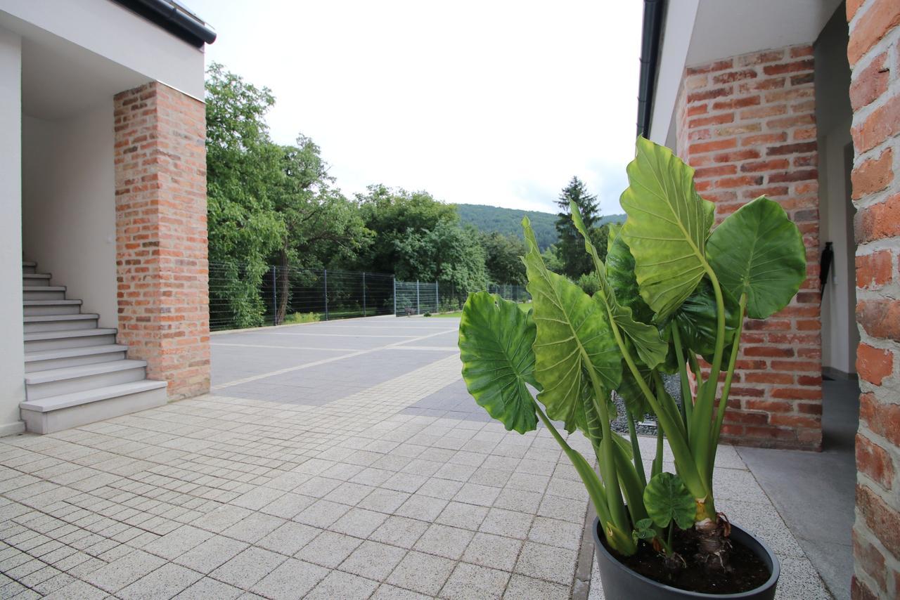 A Haz Hotel Miskolc Exterior photo